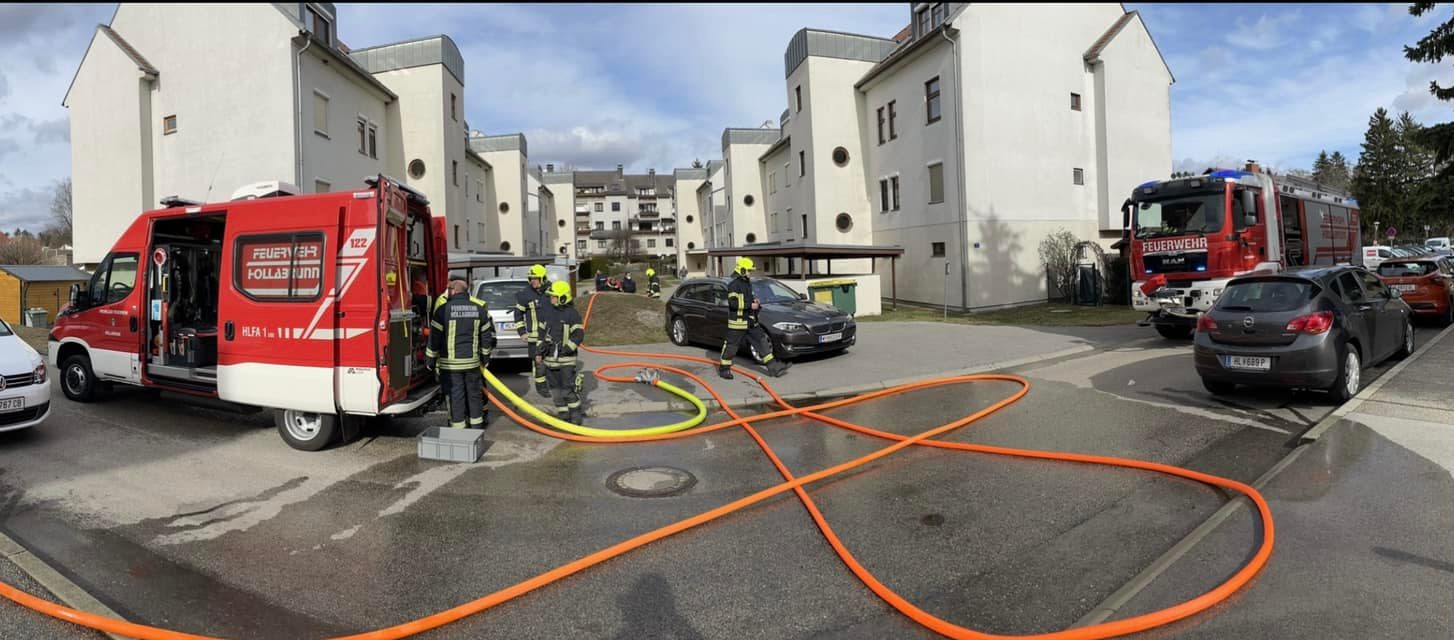 B1 - Müllbehälterbrand-20.02.2022 12:14
