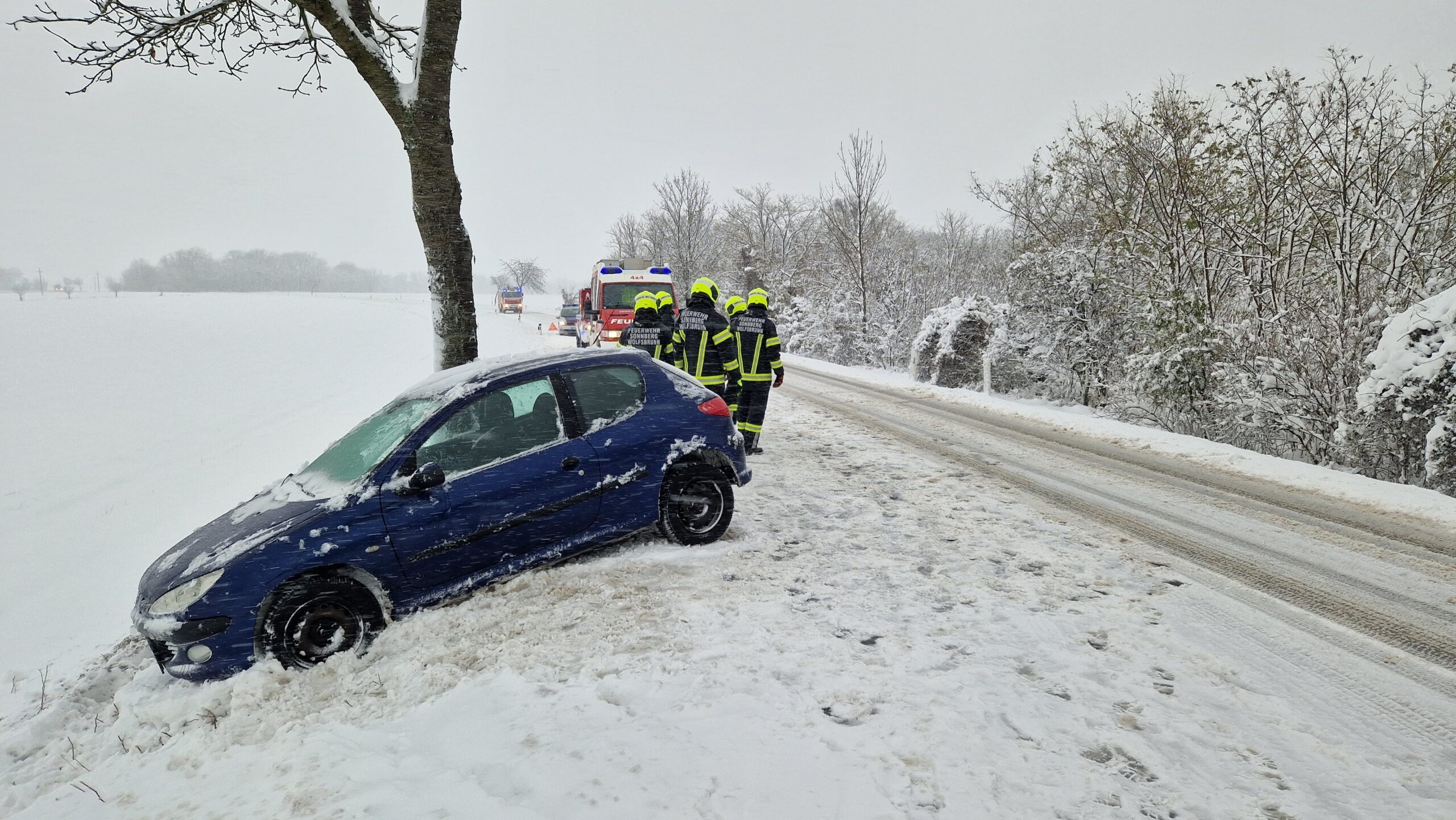 T1 - Fahrzeugbergung-02.12.2023 12:00