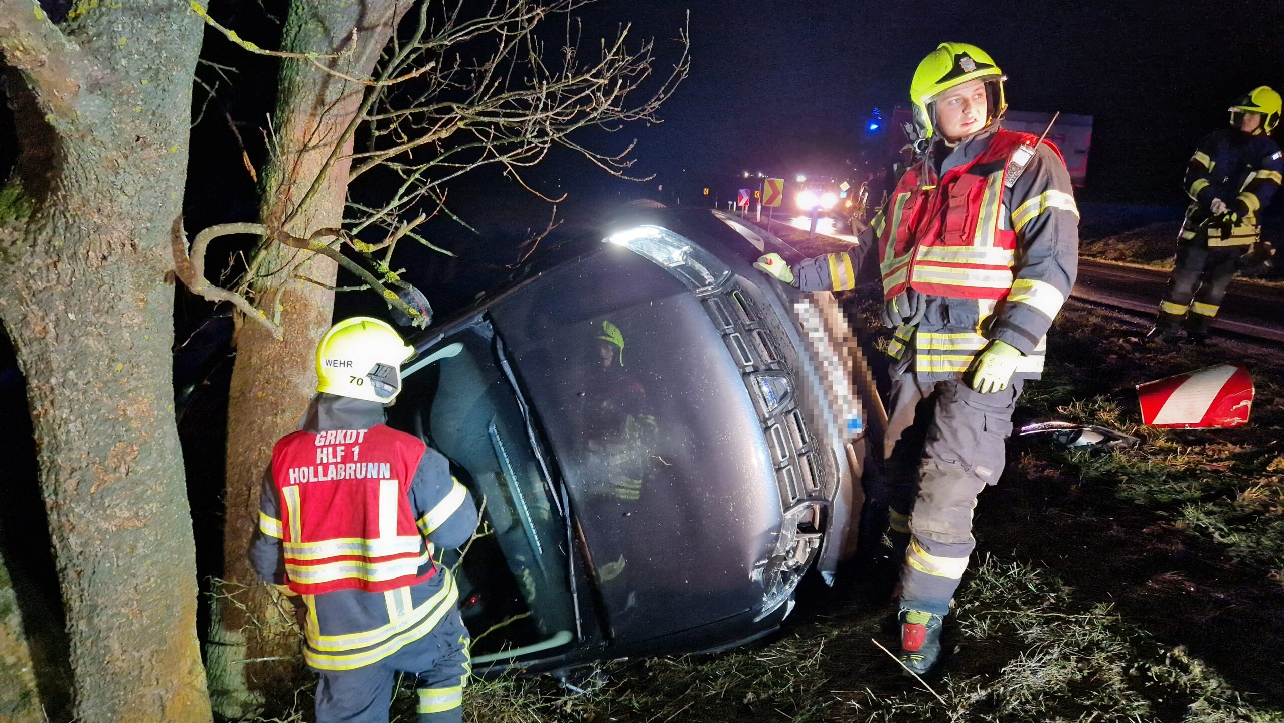 T2 - Menschenrettung - Verkehrsunfall-02.01.2024 22:31